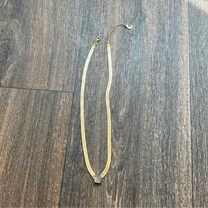 Lili Claspe Necklace